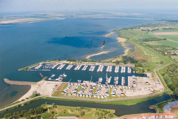 Luchtfoto van het park | Ontdek de omgeving van Beachhotel Cape Helius